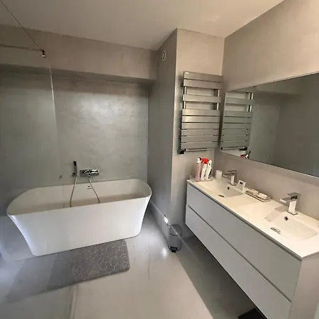 206 Apartment Furiani